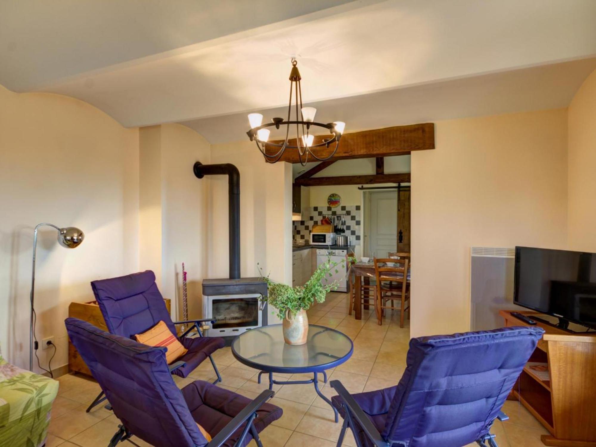 Gite Cosy Avec Poele, Terrasse Et Jardin Prive A Saint-Forgeux-Lespinasse - Fr-1-496-37 Exteriör bild